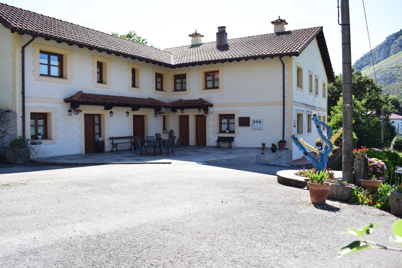 Apartamentos Rurales La Taberna Matienzo Esterno foto
